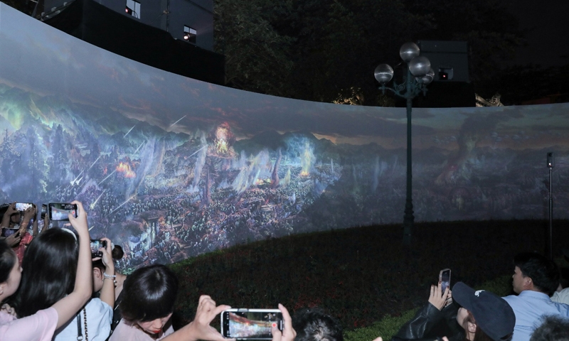 Tranh panorama “Chiến dịch Điện Biên Phủ” đến với người dân Hà Nội bằng công nghệ 3D mapping