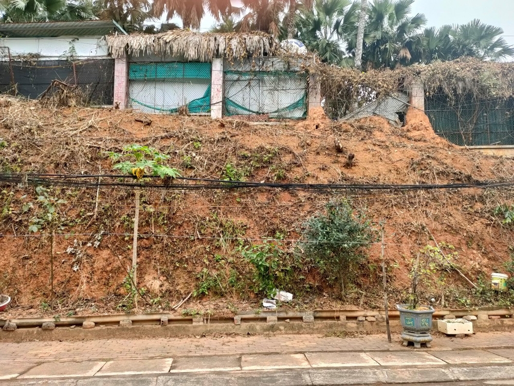 Yên Bái: Cần có giải pháp xử lý tường rào nghiêng, lún tại Trung tâm hoạt động thanh thiếu nhi