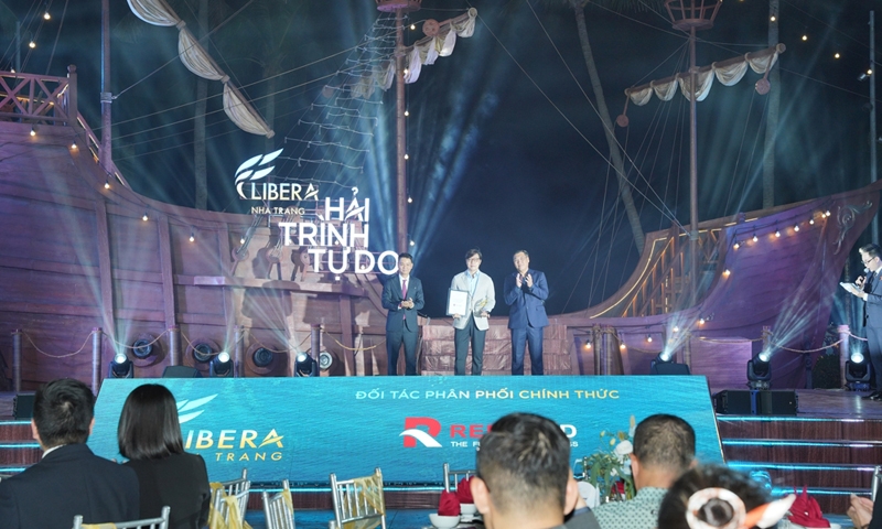 Redland chính thức phân phối siêu đô thị biển Libera Nha Trang