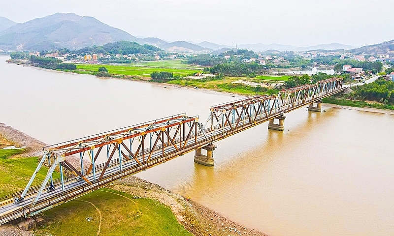 Bộ Giao thông vận tải phê duyệt dự án cầu đường sắt Cẩm Lý