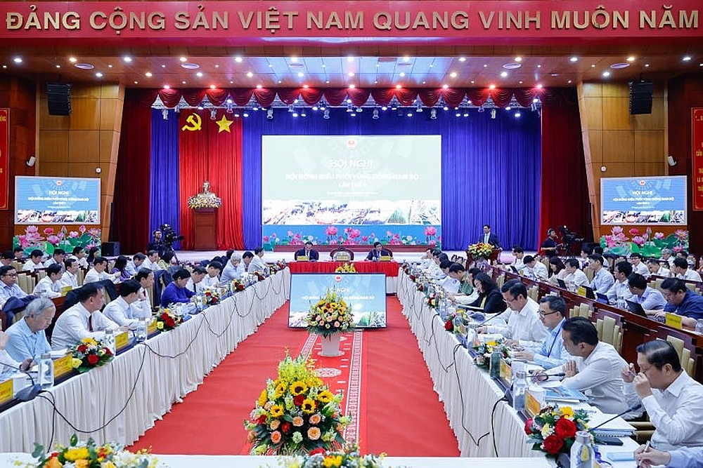 "Nhiệm vụ của vùng Đông Nam Bộ cao hơn nhiệm vụ của 5 vùng khác của cả nước"