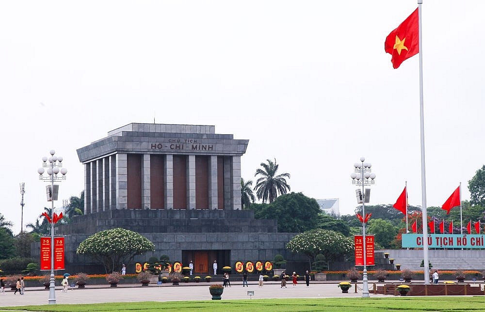 Hà Nội: trang hoàng rực rỡ đón đại Lễ kỷ niệm 70 năm chiến thắng Điện Biên Phủ