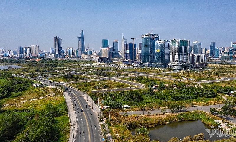 ‘Đỏ mắt’ tìm nhà giá rẻ, người trẻ tìm tới vùng phụ cận TP.HCM