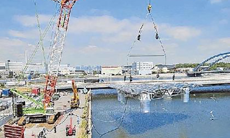 Pioneering floating solar power project started in Tokyo Bay