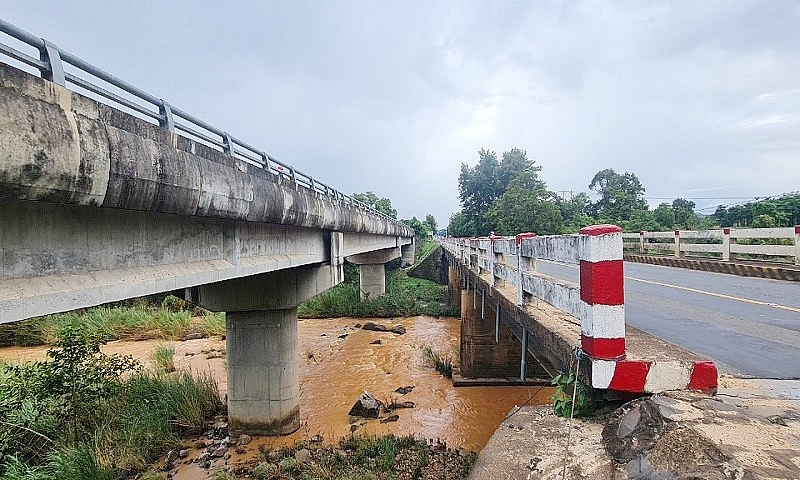 Cầu 110 nối Đắk Lắk - Gia Lai: Vướng mắc mặt bằng, thu hồi vốn, “treo” gần 6 năm