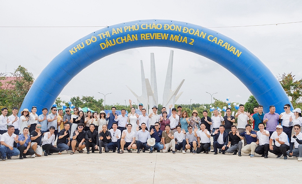 Hành trình Caravan “Dấu chân review” tiếp nối chương trình mở rộng ý nghĩa tới thành phố Buôn Ma Thuột