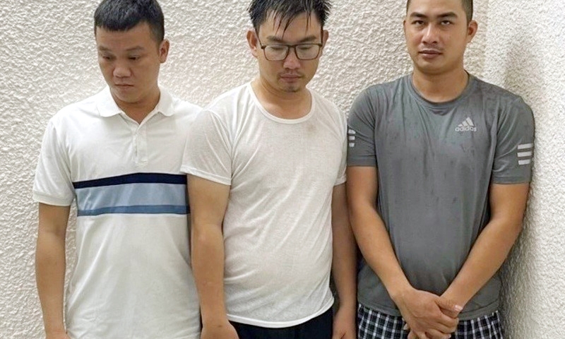 Quảng Nam: Bắt 2 Giám đốc doanh nghiệp về tội làm giả và sử dụng tài liệu giả trong đấu thầu
