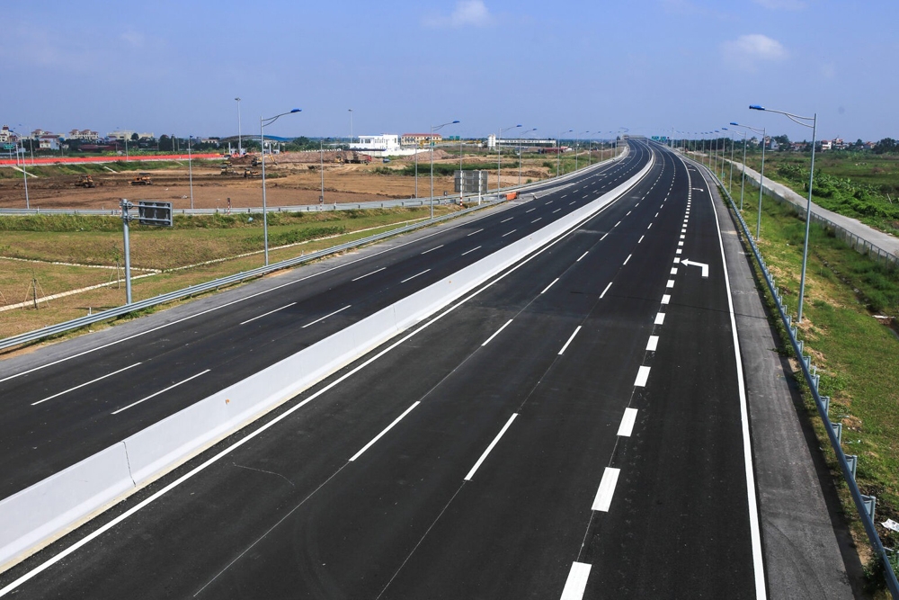 Quốc hội xem xét chủ trương đầu tư Dự án đường cao tốc Gia Nghĩa - Chơn Thành