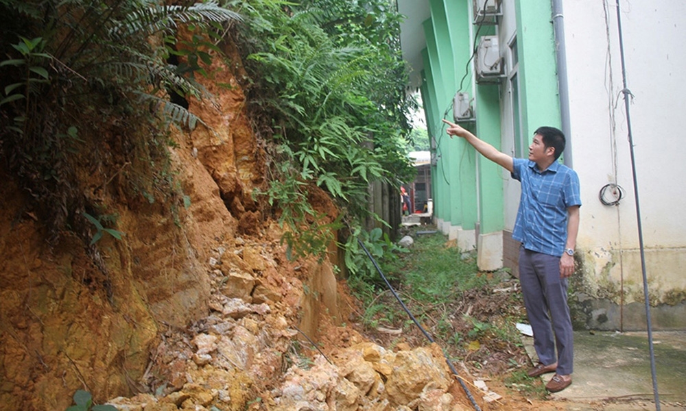 Lập Thạch (Vĩnh Phúc): Nguy cơ sạt lở đất tại trường Mầm non thị trấn Hoa Sơn