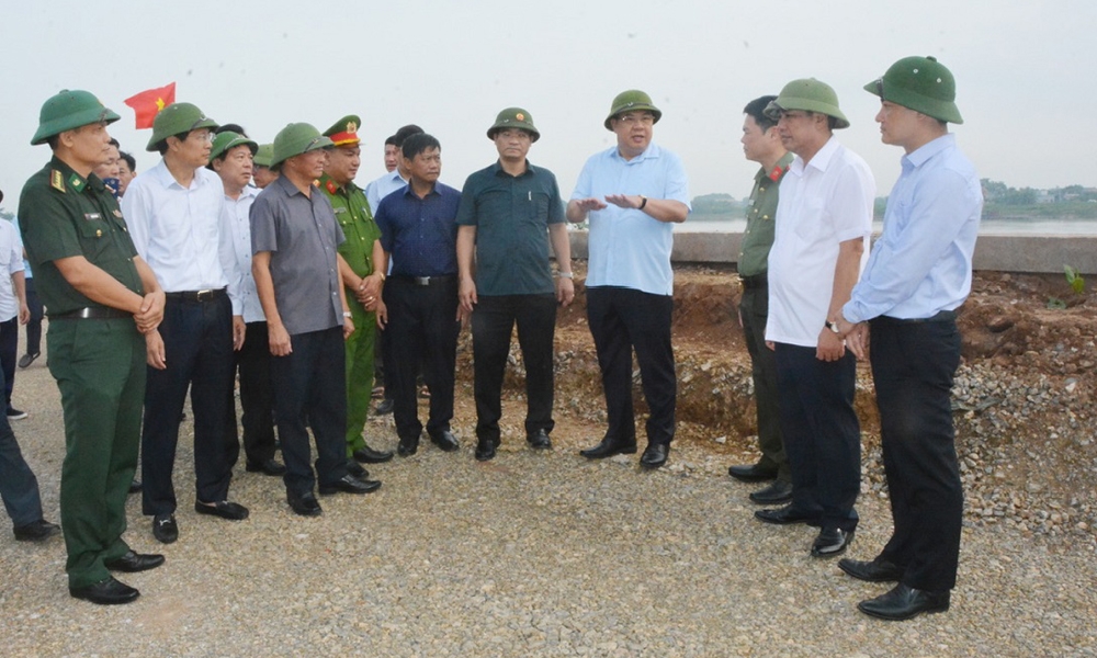 Nam Định: Đẩy nhanh tiến độ các công trình, ưu tiên các điểm xung yếu nhằm đảm bảo phòng chống thiên tai năm 2024