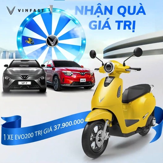 Khách hàng mua ô tô điện VinFast tháng 5 có cơ hội rinh thêm VinFast Evo200