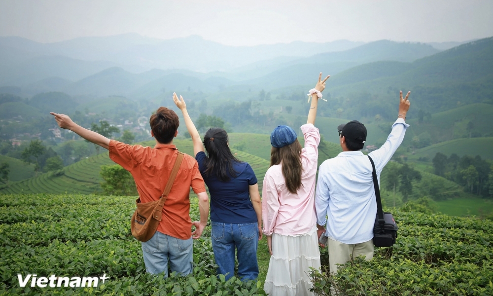 Du lịch Hè: Du khách Việt tìm về thiên nhiên và những trải nghiệm văn hóa