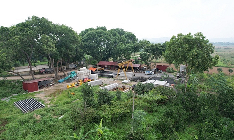 Yên Định (Thanh Hóa): Biến đất nông nghiệp thành trạm đúc bê tông