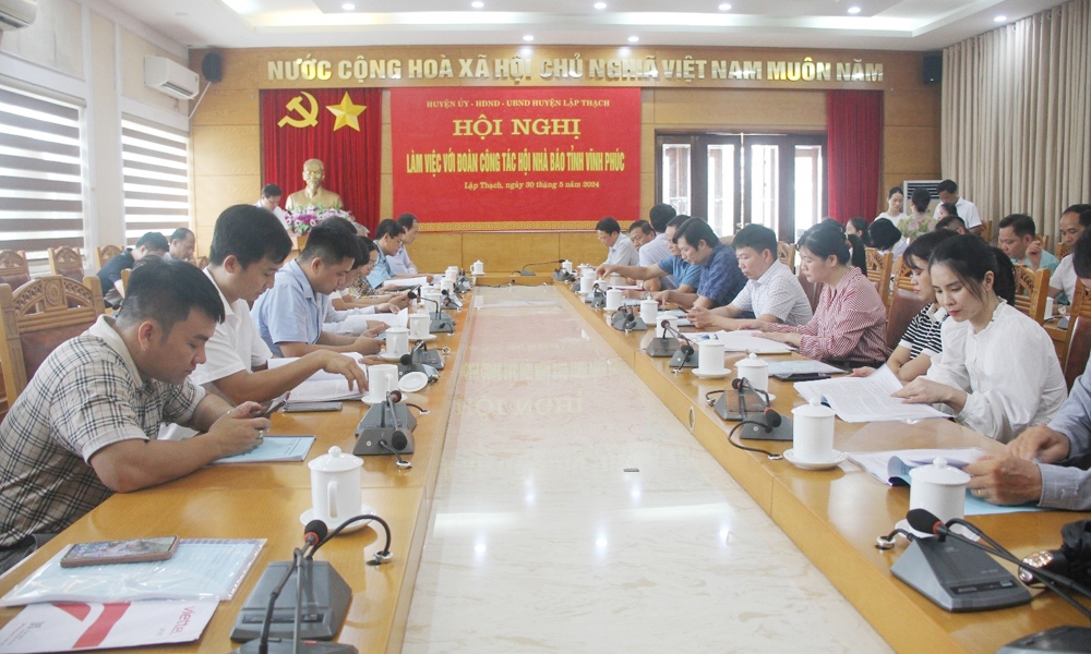 Vĩnh Phúc: Hội Nhà báo tỉnh tìm hiểu thực tế, viết bài tuyên truyền tại huyện Lập Thạch