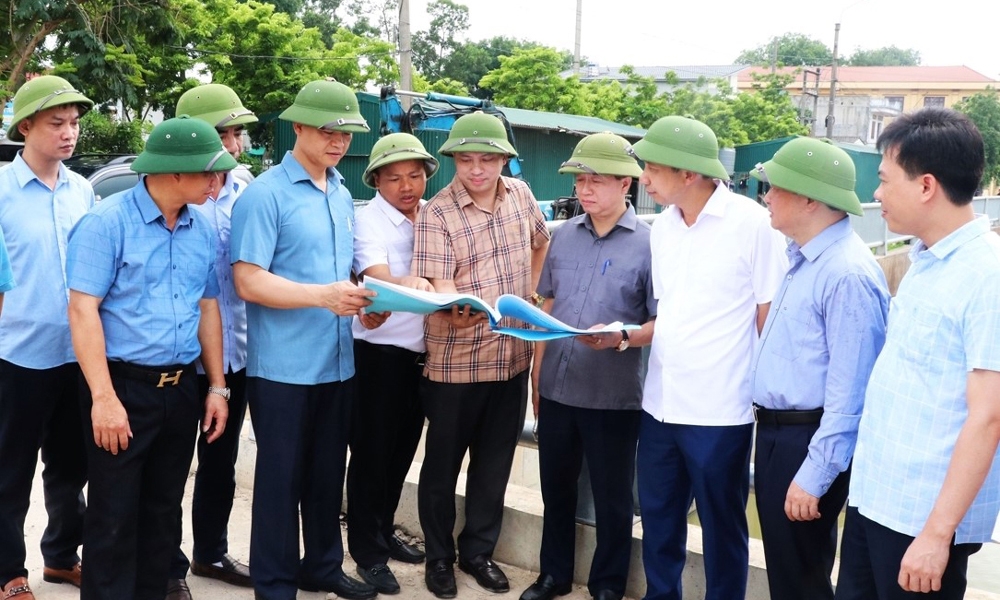 Bắc Ninh: Kiểm tra tiến độ các dự án ngành Nông nghiệp và thăm mô hình sản xuất lúa chất lượng cao J02