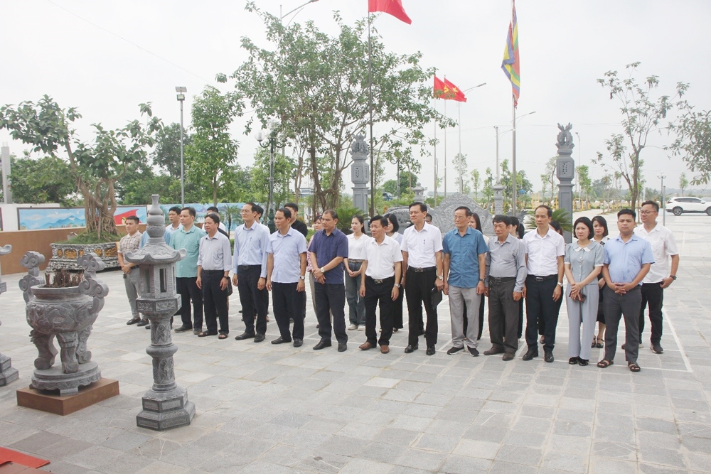 Vĩnh Phúc: Hội Nhà báo tỉnh tìm hiểu thực tế, viết bài tuyên truyền tại huyện Lập Thạch
