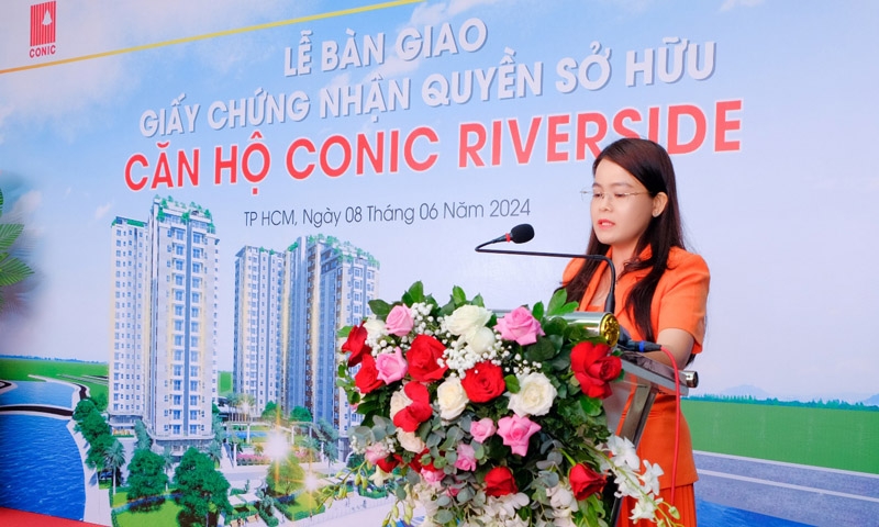 Conic trao giấy chứng nhận quyền sở hữu căn hộ Conic Riverside