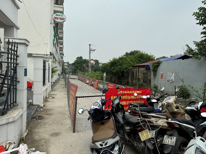 Nam Từ Liêm (Hà Nội): Bị rào chắn lối đi, cư dân khu nhà ở Hateco 6 cầu cứu chính quyền