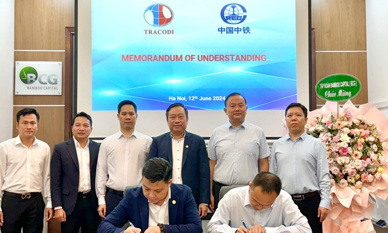 TRACODI và Tập đoàn Đường sắt quốc tế Trung Quốc ký kết thỏa thuận hợp tác trong lĩnh vực xây dựng hạ tầng và phát triển hạ tầng khu công nghiệp