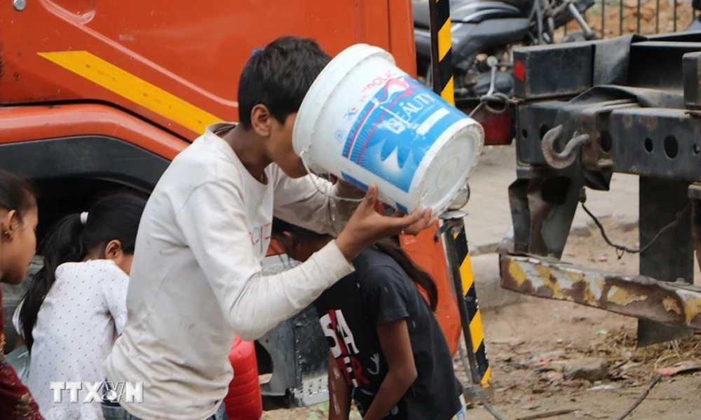 Thủ đô của Ấn Độ đối mặt với khủng hoảng thiếu nước do nắng nóng kéo dài