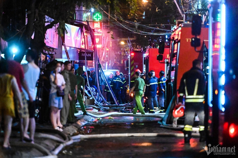 Hà Nội: Khẩn trương khắc phục hậu quả vụ cháy nhà dân tại số 207 Định Công Hạ