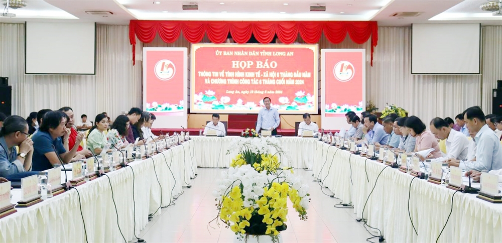 Long An: GRDP tăng 5,26%, mức cao nhất từ năm 2021