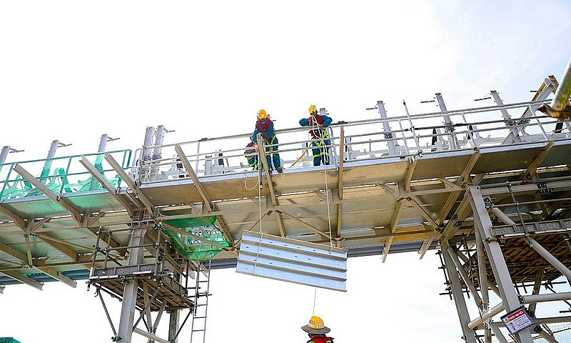 Hà Tĩnh: Tăng cường bảo đảm an toàn lao động trong thi công, sản xuất vật liệu và cấu kiện xây dựng