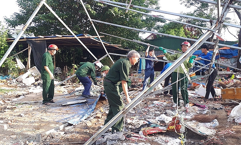 Thành phố Hà Tĩnh: Ra quân giải tỏa lấn chiếm đất công khu vực Âu Thuyền