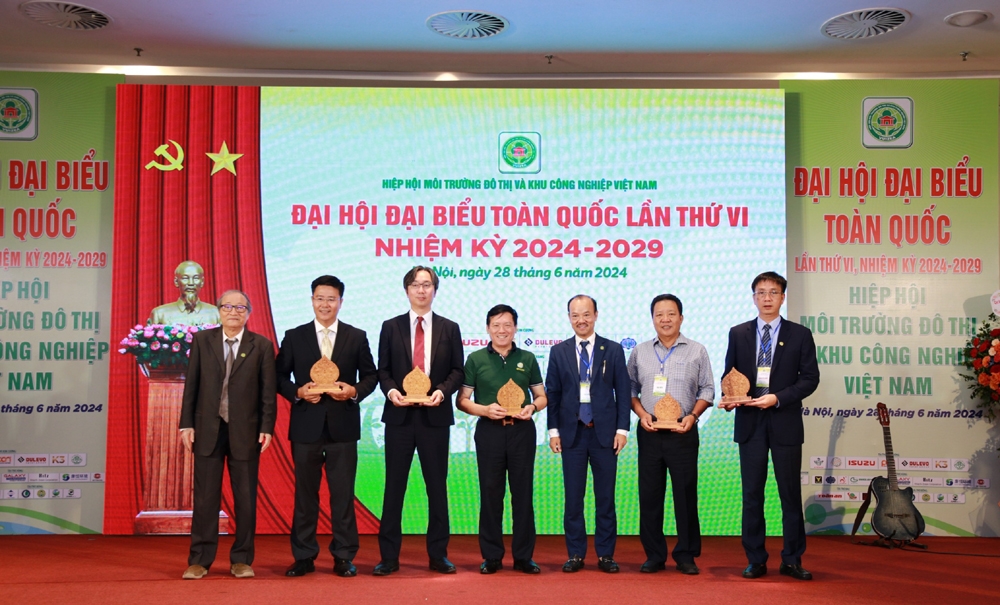 Hiệp hội Môi trường đô thị và Khu công nghiệp Việt Nam tổ chức thành công Đại hội Đại biểu toàn quốc lần thứ VI