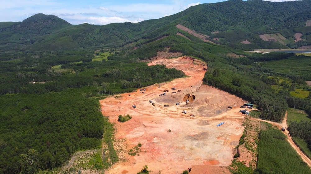 Quảng Ngãi: Kiểm tra, xử lý nghiêm các sai phạm tại mỏ đất của Công ty TNHH Phú Điền