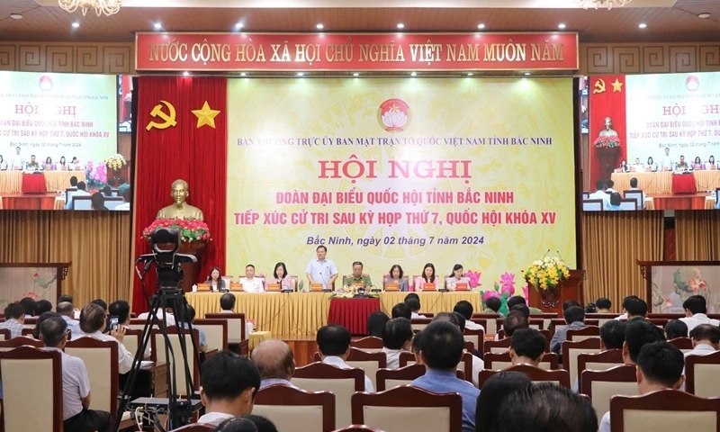 Bắc Ninh: Bí thư Tỉnh ủy cam kết giải quyết kiến nghị của cử tri