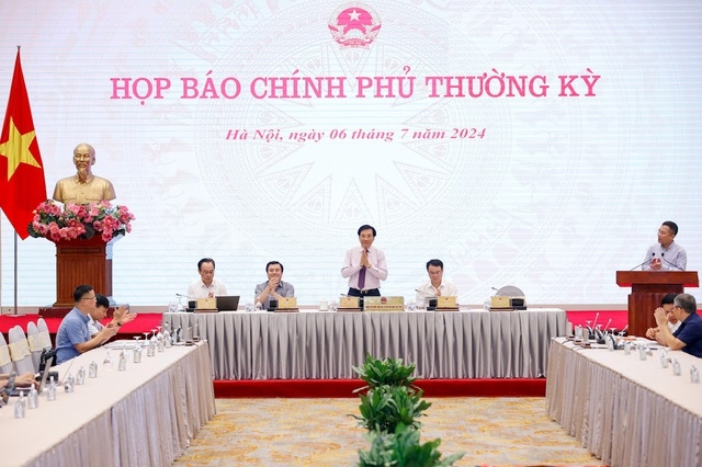 Tình hình kinh tế - xã hội 6 tháng đầu năm với 11 kết quả nổi bật trên các lĩnh vực