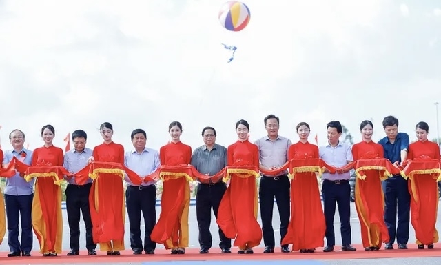Thủ tướng dự Lễ khánh thành tuyến đường bộ nối cao tốc Hà Nội – Hải Phòng với cao tốc Cầu Giẽ - Ninh Bình (giai đoạn 2)