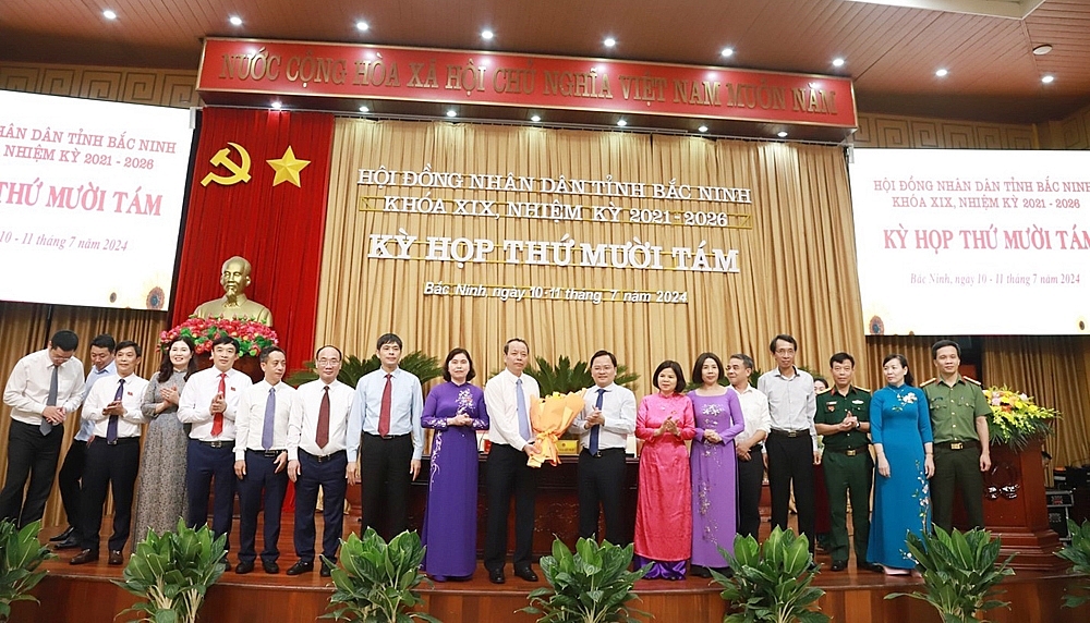 Bắc Ninh: Miễn nhiệm Chủ tịch HĐND và UBND tỉnh