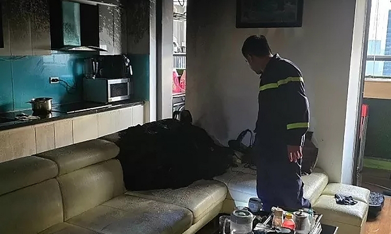 Hà Nội: Cháy căn hộ ở tầng 29 chung cư tại Tây Hồ