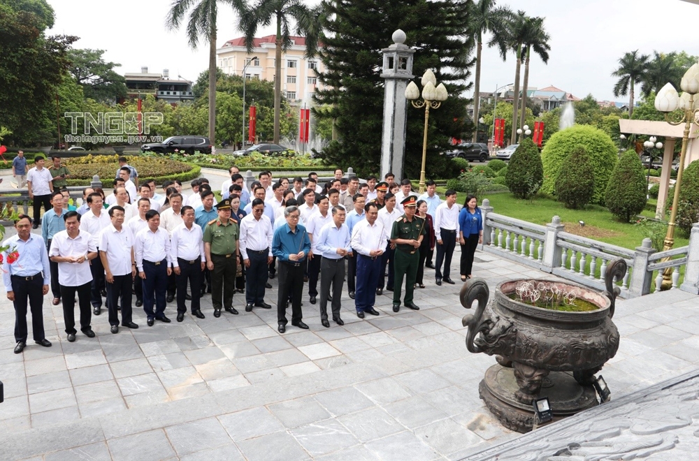 Bộ Chính trị chuẩn y đồng chí Trịnh Việt Hùng giữ chức Bí thư Tỉnh ủy Thái Nguyên