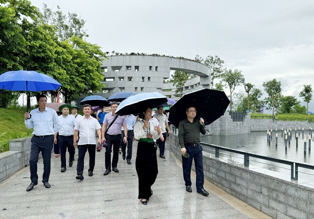 Linh thiêng Đền thờ liệt sỹ Chiến trường Điện Biên Phủ