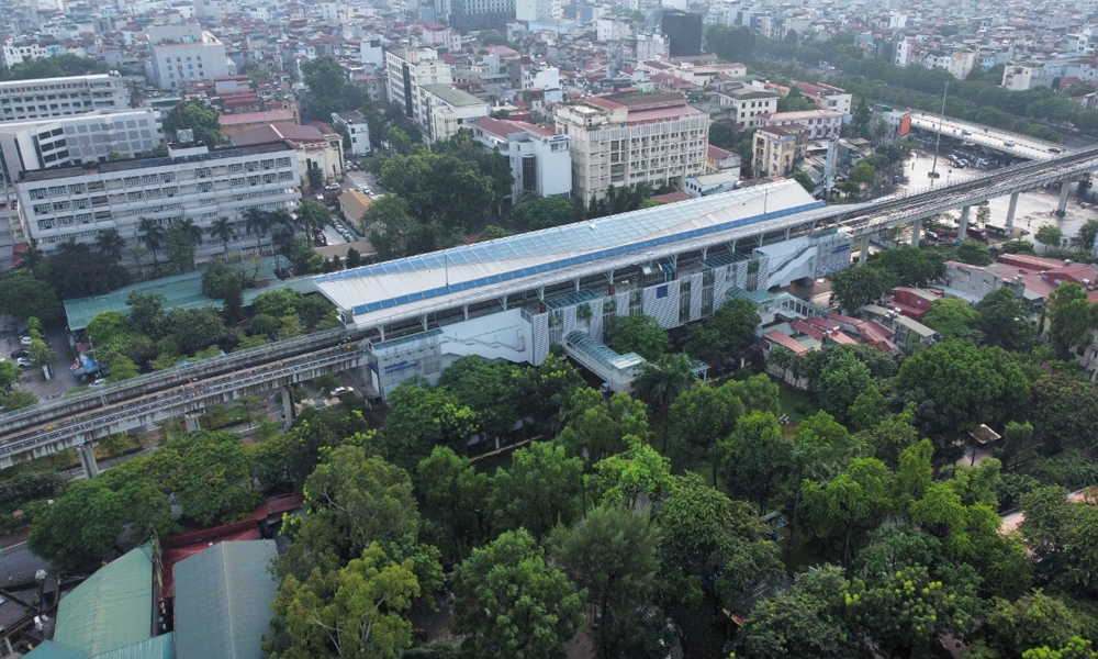 Đẩy nhanh tiến độ triển khai các dự án đường sắt đô thị tại Thành phố Hà Nội và Thành phố Hồ Chí Minh
