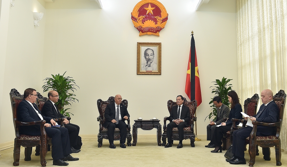 Phó Thủ tướng Trần Lưu Quang tiếp Bộ trưởng Cựu chiến binh Algeria
