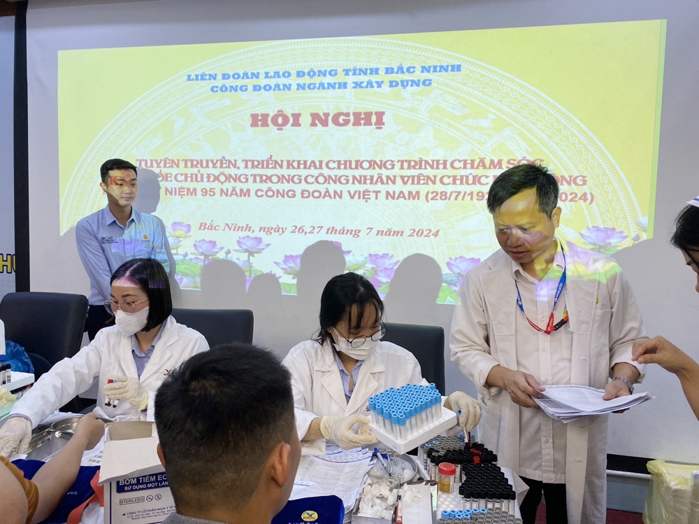 Công đoàn ngành Xây dựng Bắc Ninh: Quan tâm, chăm sóc sức khỏe chủ động cho người lao động