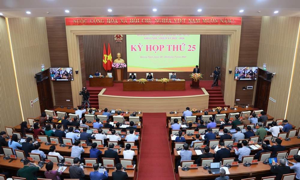 HĐND tỉnh Quảng Ngãi họp để thực hiện công tác nhân sự