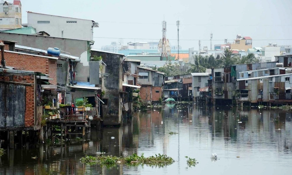 Thành phố Hồ Chí Minh: Tăng cường quản lý Nhà nước đối với nhà trên và ven sông, kênh, rạch