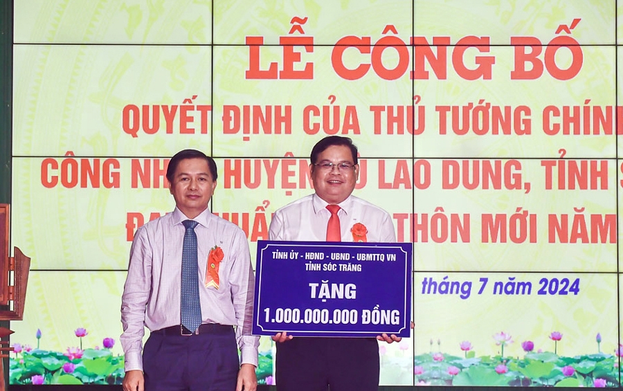 Sóc Trăng: Cù Lao Dung đạt chuẩn huyện nông thôn mới