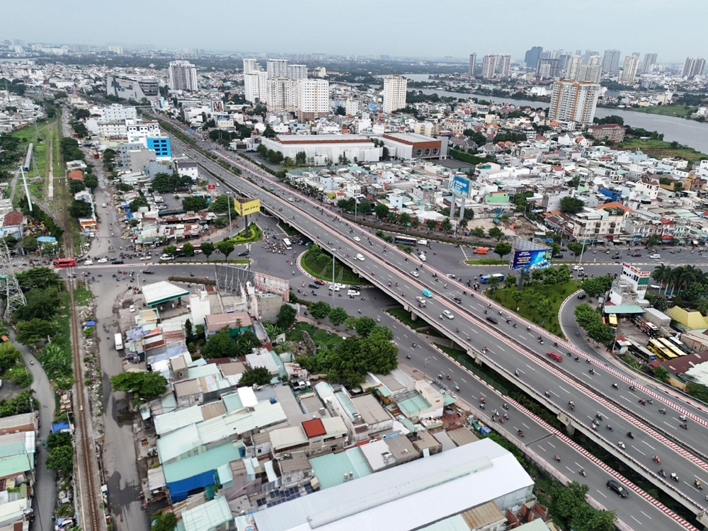 Cận cảnh Quốc lộ 13 đoạn qua Thành phố Hồ Chí Minh sắp được chi 14.000 tỷ nâng cấp