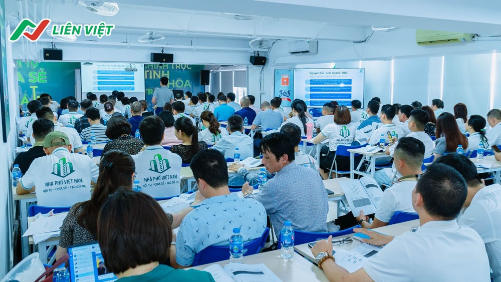 Bắt nhịp các luật mới 2024 - Liên Việt Education ra mắt khóa học môi giới bất động sản