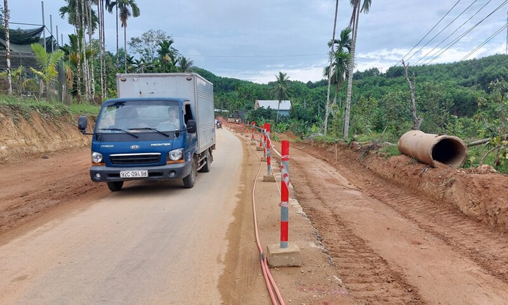 Quảng Nam: Địa phương chậm bàn giao mặt bằng, dự án liên kết vùng miền Trung chỉ đạt hơn 17% giá trị hợp đồng