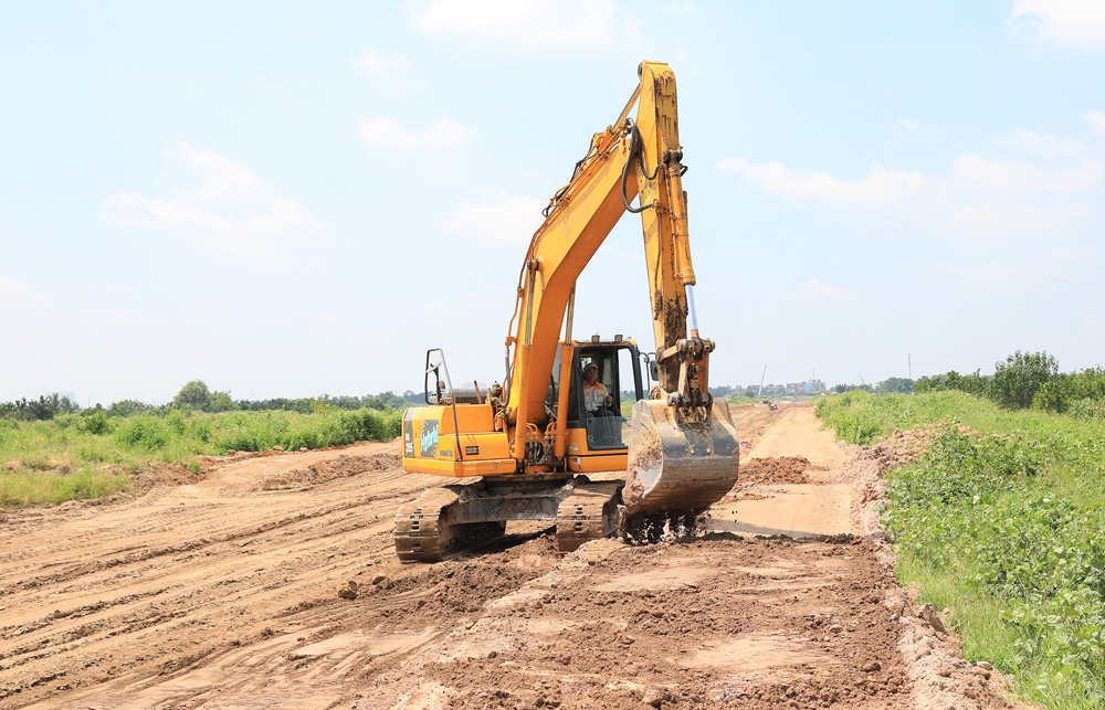 Đội nắng, tăng tốc thi công đường Vành đai 4 phía Tây Thủ đô