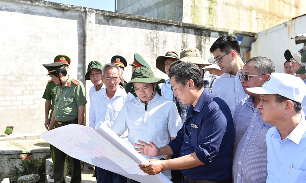 Cần làm tốt công tác dự báo sạt lở bờ biển, kiên quyết di dời dân cư ra khỏi vùng xung yếu