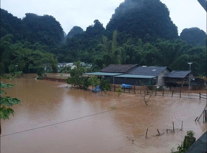 Thủ tướng chỉ đạo tập trung ứng phó nguy cơ mưa lũ, sạt lở đất tại Bắc Bộ