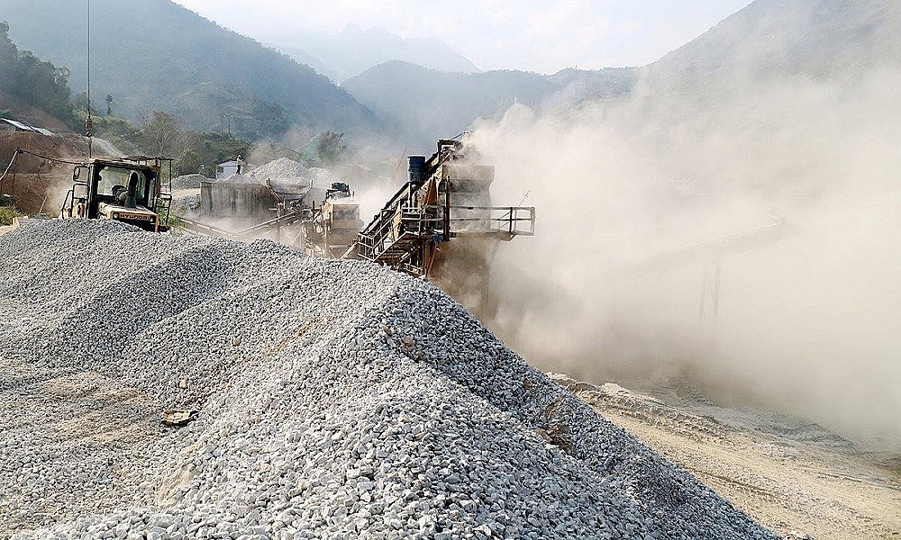 Lào Cai chỉ đạo tăng cường công tác kiểm tra, giám sát hoạt động khoáng sản